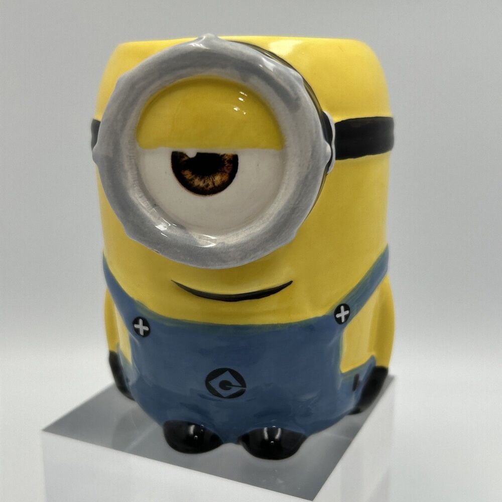 Minions One-Eyed Stuart Ceramic 3D Mug Zak Designs 2022 Despicable Me Cup - EUC